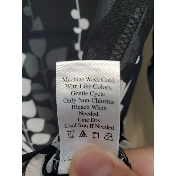 Coldwater Creek Sheer Chiffon Floral Long Sleeve Deep V-Neck Blouse Size PXL - Picture 6 of 6